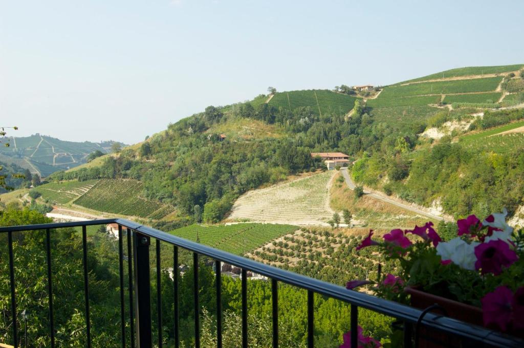 B&B Mario & Mario Trezzo Tinella Kültér fotó
